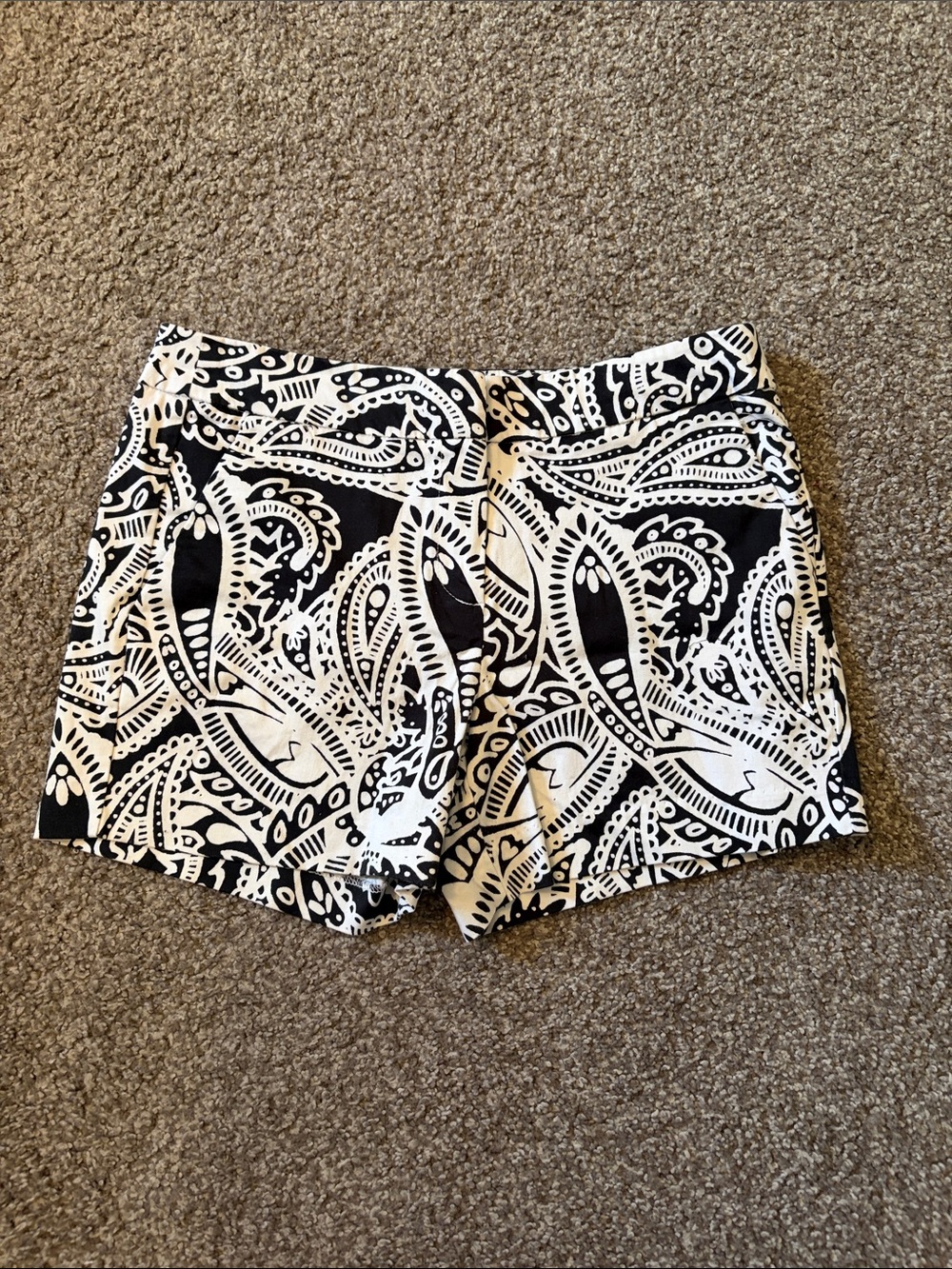 Kenzi Black & White Paisley Women’s Shorts